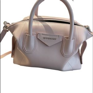 NEW ! Small Antigona Leather Satchel GIVENCHY Pink retails $2300 !
